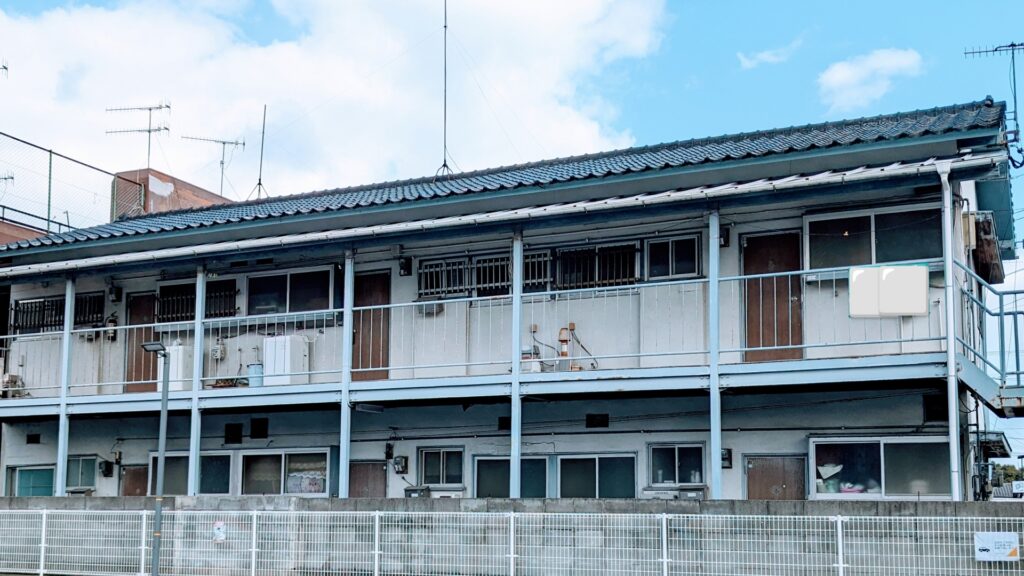 高知県にある空室だらけのアパート