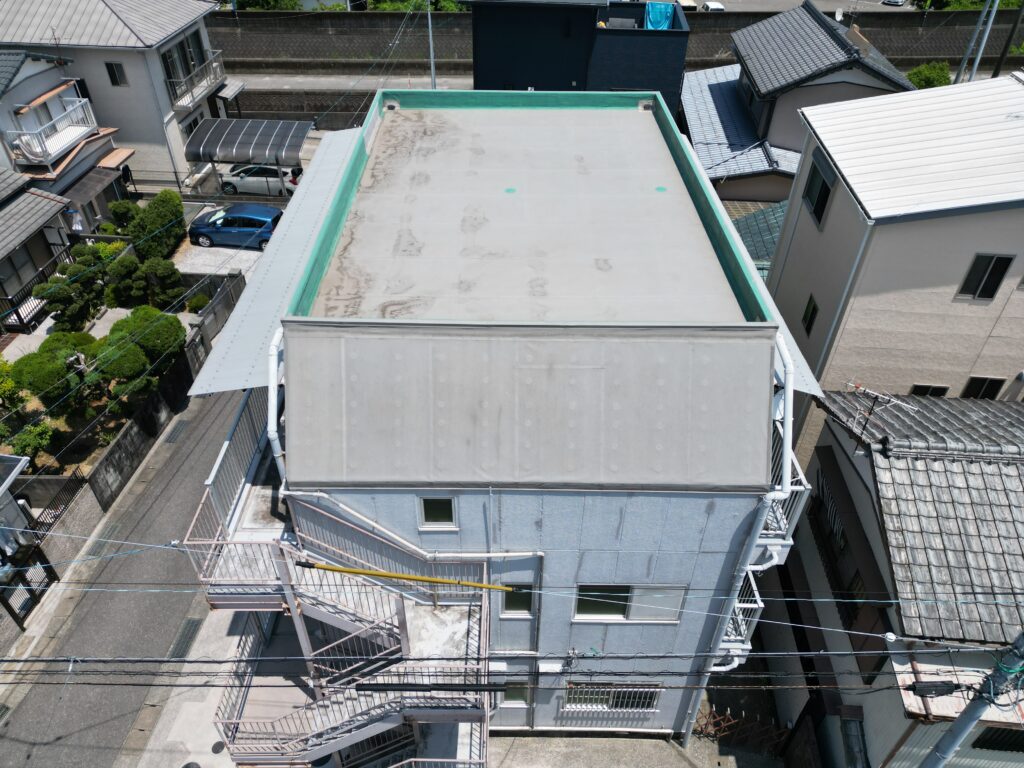 高知市賃貸アパート雨漏りドローン調査