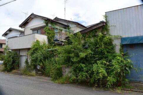 空き家を放置するのは固定資産税優遇のため