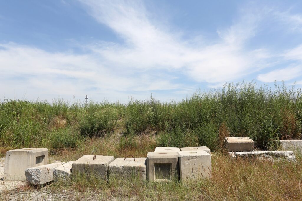 負動産と産業廃棄物埋設地