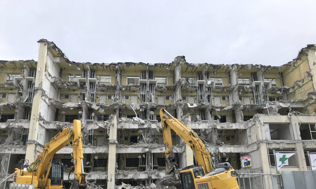 費用が高すぎて解体できないマンション