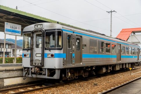 土佐山田駅から窪川駅