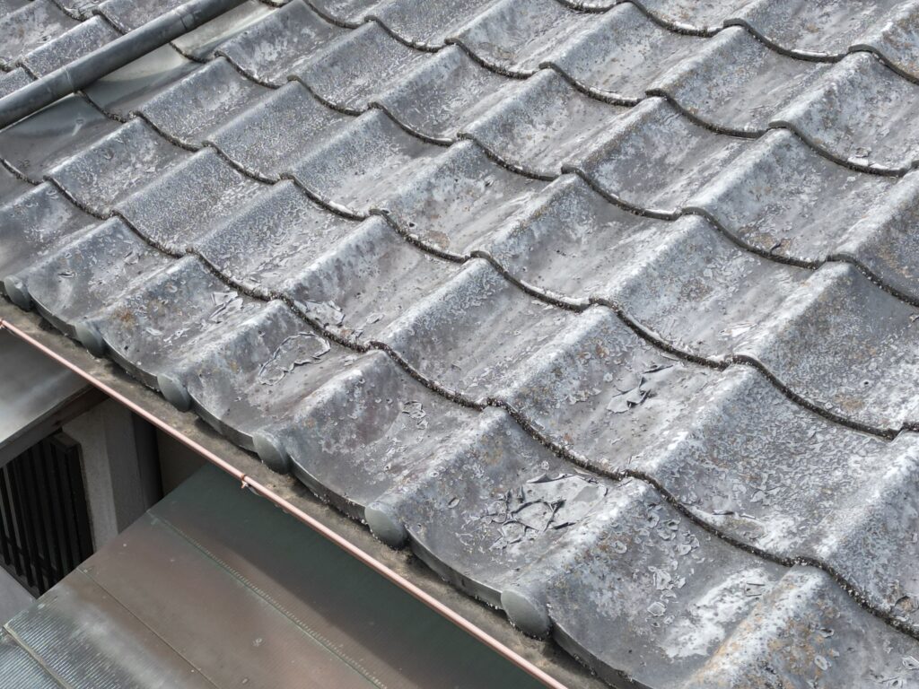 屋根塗装の剥がれ高知市