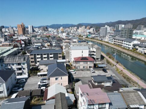 高知市中心市街地のドローン空撮写真